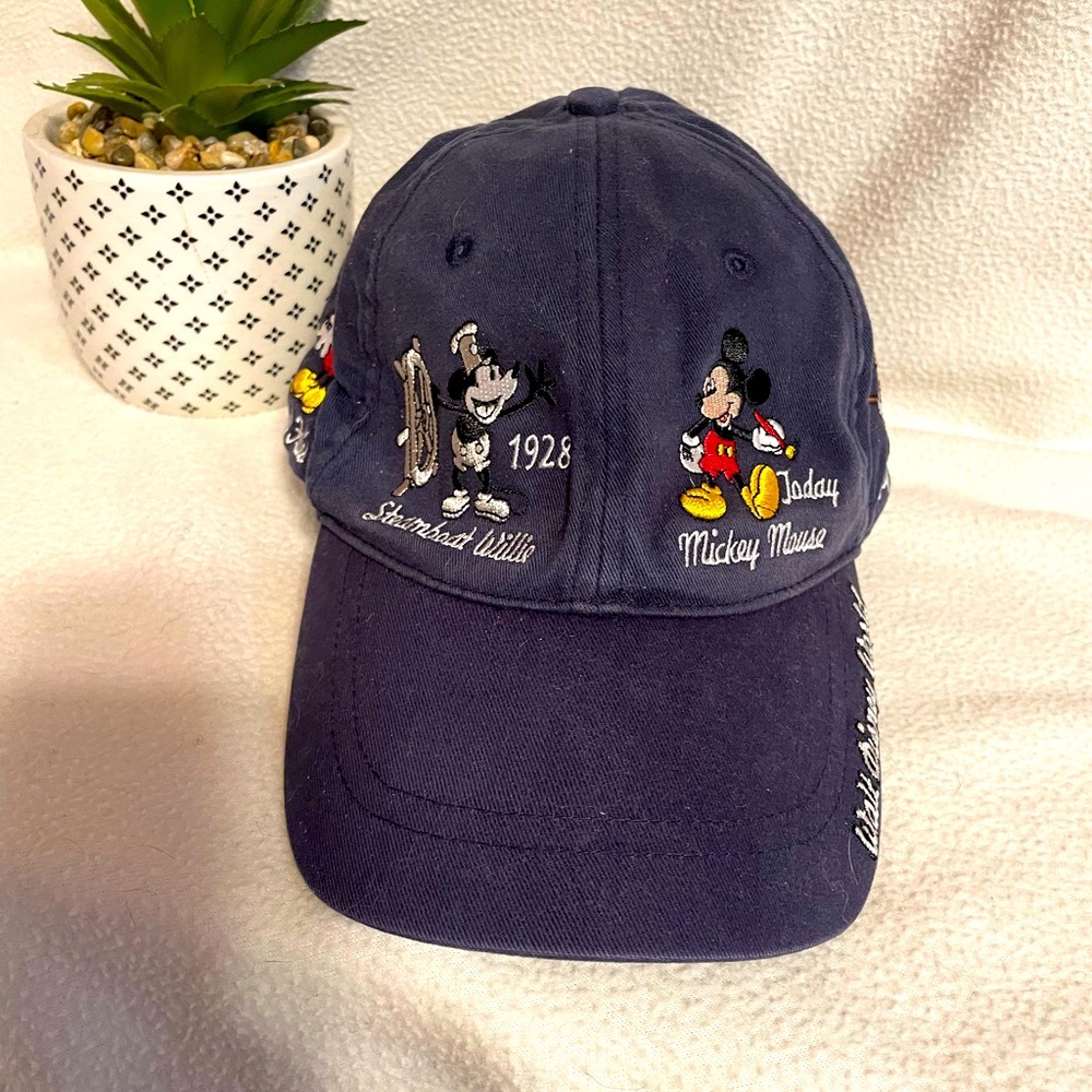 Vintage Mickie Mouse hat